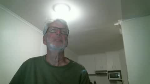 Snapshot of mrcreek1531 chatting on 04/29/26, 12:20 mrcreek1531 online show from 04/29/26, 12:20