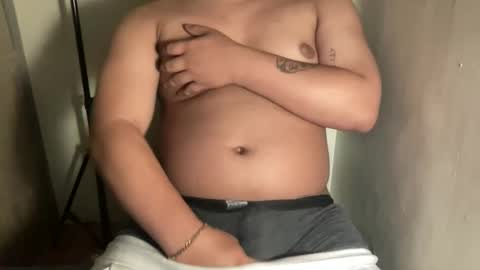 Snapshot of mrdesirexxx chatting on 06/03/26, 01:30 MrDesireexxx online show from 06/03/26, 01:30