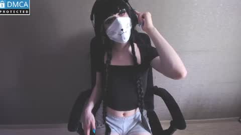 Snapshot of mrediana chatting on 06/20/26, 06:16 mrediana online show from 06/20/26, 06:16