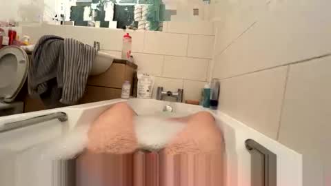 mrel69681500 online show from 11/24/25, 06:29