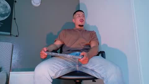 Mr Fox online show from 09/15/25, 07:25