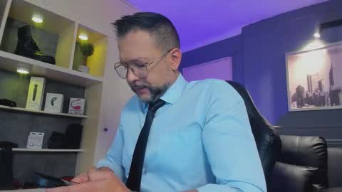 MrFrank. online show from 12/04/25, 12:58