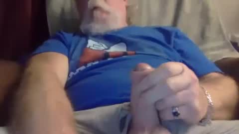 mrhollar online show from 12/09/24, 01:40