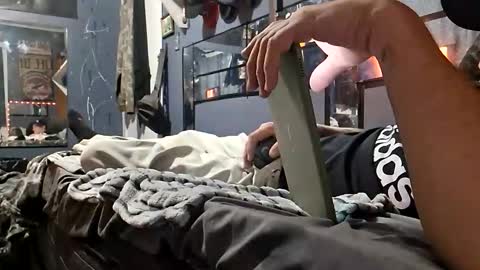 mrj1979 online show from 11/26/25, 05:52