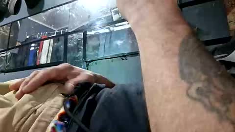 mrj1979 online show from 11/28/25, 09:34