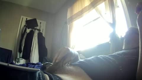 Snapshot of mrjames59 chatting on 03/28/26, 01:43 mrjames59 online show from 03/28/26, 01:43