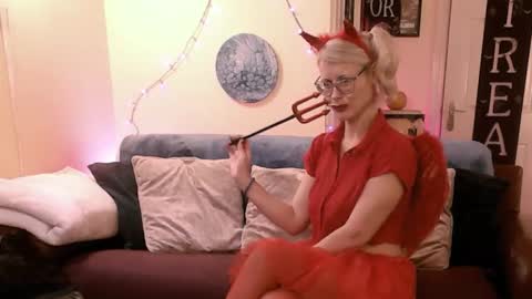 Mr  Mrs J online show from 10/30/25, 03:02