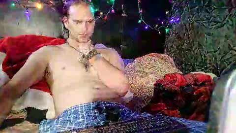 MrKinkSized online show from 12/25/24, 06:52