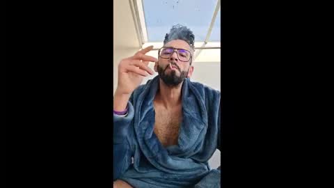 Snapshot of mrlongplay835366 chatting on 03/04/26, 09:15 mrlongplay835366 online show from 03/04/26, 09:15