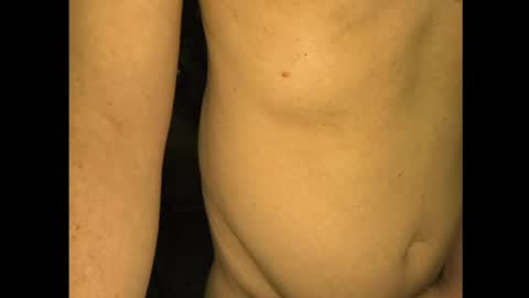 Snapshot of mrloveem chatting on 04/04/26, 09:18 Machine online show from 04/04/26, 09:18