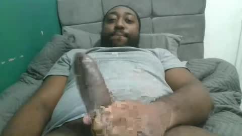 Snapshot of mrlust6969 chatting on 12/29/24, 06:38 mrlust6969 online show from 12/29/24, 06:38
