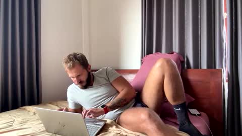 Max online show from 01/08/26, 05:21