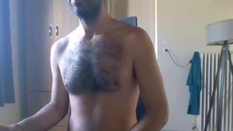 Snapshot of mrralph__90 chatting on 05/20/26, 05:46 Mrralph online show from 05/20/26, 05:46