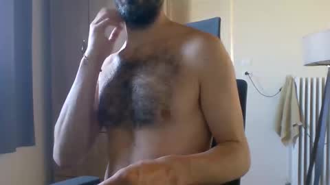 Snapshot of mrralph__90 chatting on 05/30/26, 08:33 Mrralph online show from 05/30/26, 08:33