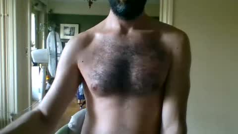 Snapshot of mrralph__90 chatting on 06/11/26, 05:00 Mrralph online show from 06/11/26, 05:00