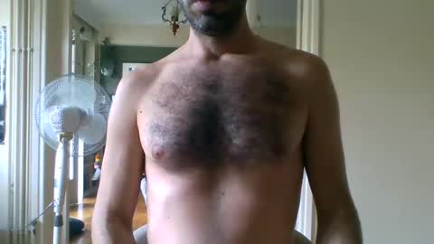 Snapshot of mrralph__90 chatting on 06/16/26, 07:44 Mrralph online show from 06/16/26, 07:44