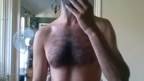 Snapshot of mrralph__90 chatting on 06/18/26, 09:36 Mrralph online show from 06/18/26, 09:36