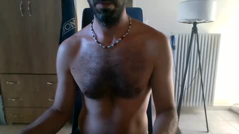 Snapshot of mrralph__90 chatting on 07/16/26, 01:39 Mrralph online show from 07/16/26, 01:39