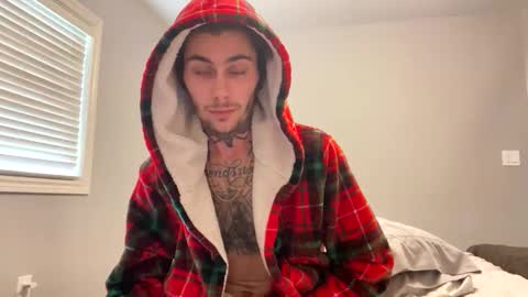 Snapshot of mrrheavycock chatting on 11/27/25, 04:20 mrrheavycock online show from 11/27/25, 04:20