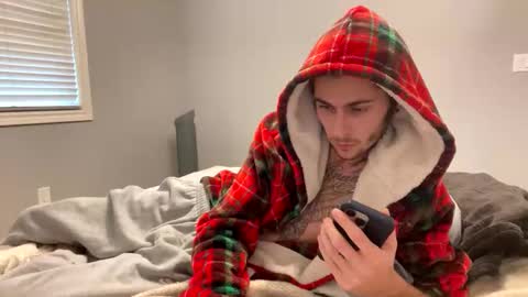 Snapshot of mrrheavycock chatting on 11/28/25, 06:43 mrrheavycock online show from 11/28/25, 06:43