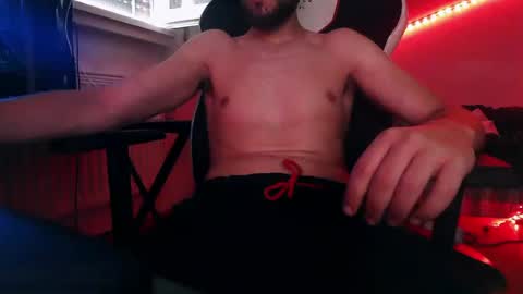MrRogue online show from 06/27/26, 11:37