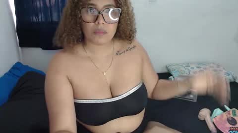 mrs_afroditha online show from 02/19/26, 10:06