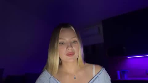 Dayana online show from 11/07/25, 10:21