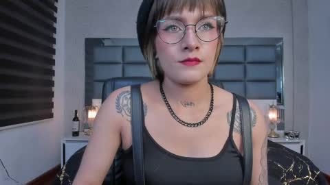 Regina online show from 05/29/26, 03:26