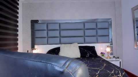 Snapshot of mrs_regina_clk chatting on 07/08/26, 04:17 Regina online show from 07/08/26, 04:17