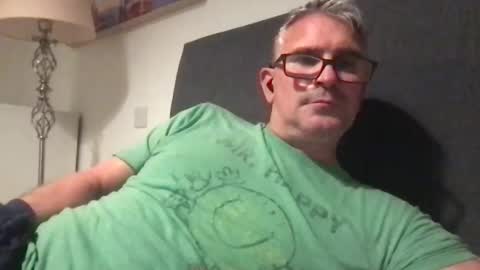 Snapshot of mrsensible chatting on 11/05/25, 12:43 Mr Sensible online show from 11/05/25, 12:43