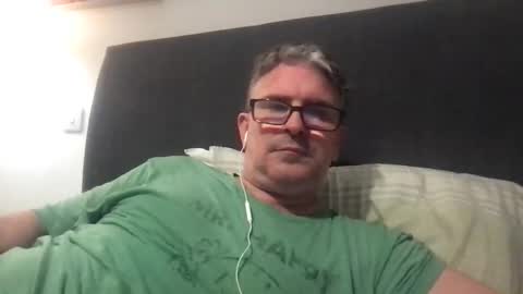 Snapshot of mrsensible chatting on 03/04/26, 02:39 Mr Sensible online show from 03/04/26, 02:39