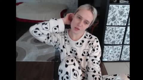 Sasha online show from 09/30/25, 08:52