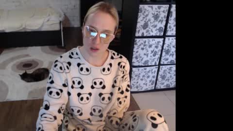 Sasha online show from 03/30/26, 04:24