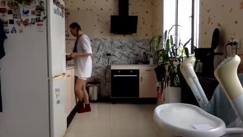 Snapshot of mrsmystory chatting on 03/04/25, 10:13 Kiti or Katia online show from 03/04/25, 10:13