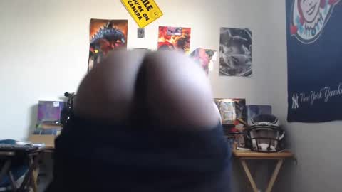 Snapshot of mrsoonicexrated chatting on 01/14/25, 08:04 mrsoonicexrated online show from 01/14/25, 08:04
