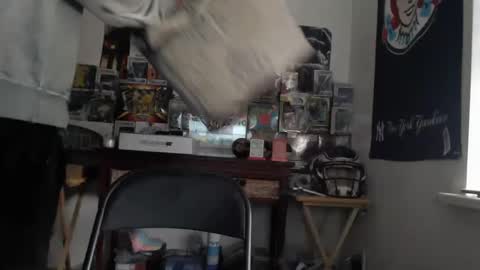 Snapshot of mrsoonicexrated chatting on 02/16/25, 03:27 mrsoonicexrated online show from 02/16/25, 03:27