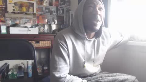 Snapshot of mrsoonicexrated chatting on 03/08/25, 01:14 mrsoonicexrated online show from 03/08/25, 01:14