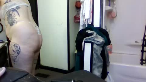 Mrstxoxo4594 online show from 11/29/25, 07:17