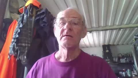 Snapshot of mrsubman chatting on 07/21/26, 06:54 Chuck online show from 07/21/26, 06:54