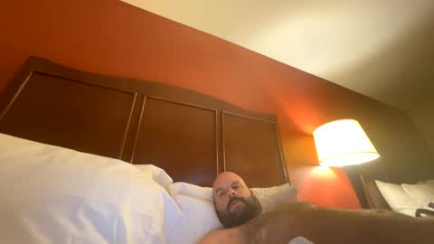 Snapshot of mrt491 chatting on 09/10/25, 02:33 mrt491 online show from 09/10/25, 02:33