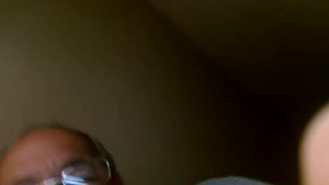 Snapshot of mrtease5 chatting on 04/11/26, 10:03 mrtease5 online show from 04/11/26, 10:03