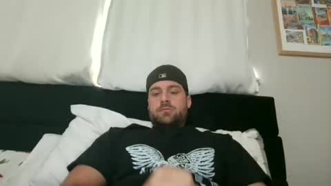 Snapshot of mrthickly818 chatting on 03/23/26, 12:53 mrthickly818 online show from 03/23/26, 12:53