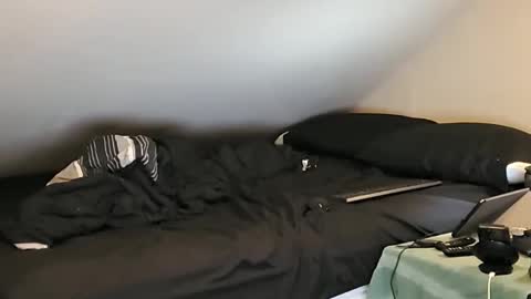 Snapshot of mrxhere chatting on 02/02/25, 11:30 mrxhere online show from 02/02/25, 11:30