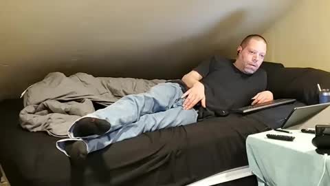 Snapshot of mrxhere chatting on 02/14/25, 08:15 mrxhere online show from 02/14/25, 08:15