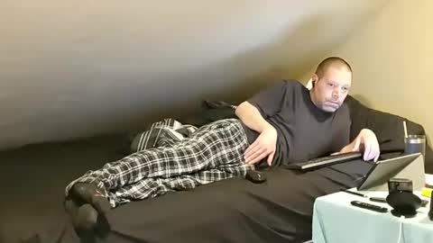 Snapshot of mrxhere chatting on 02/16/25, 12:19 mrxhere online show from 02/16/25, 12:19