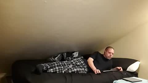 Snapshot of mrxhere chatting on 11/15/25, 04:14 mrxhere online show from 11/15/25, 04:14