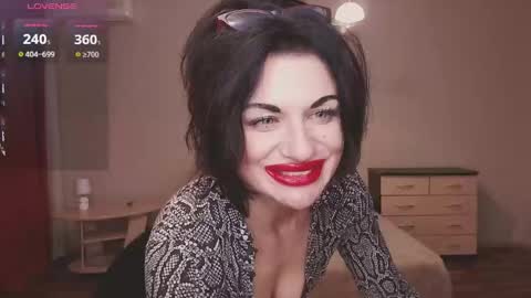 Snapshot of ms_afrodita chatting on 12/08/24, 03:13 Hi Im Anna PVT open 6 tk  extratokens  online show from 12/08/24, 03:13