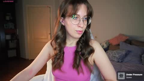 Snapshot of ms_allison chatting on 05/10/26, 05:29 Allison online show from 05/10/26, 05:29