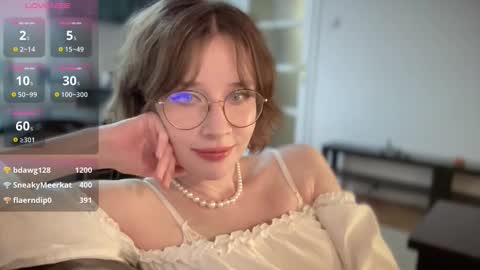 ms_christiana online show from 11/02/25, 08:33