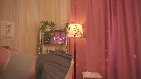 Snapshot of ms_evasweet chatting on 06/01/26, 12:29 Eva 3 online show from 06/01/26, 12:29